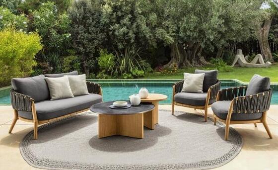 Guter Preis 4 Sitzplätze Teakholz-Patio-Sofa-Set hohe Dichte Schwamm Online
